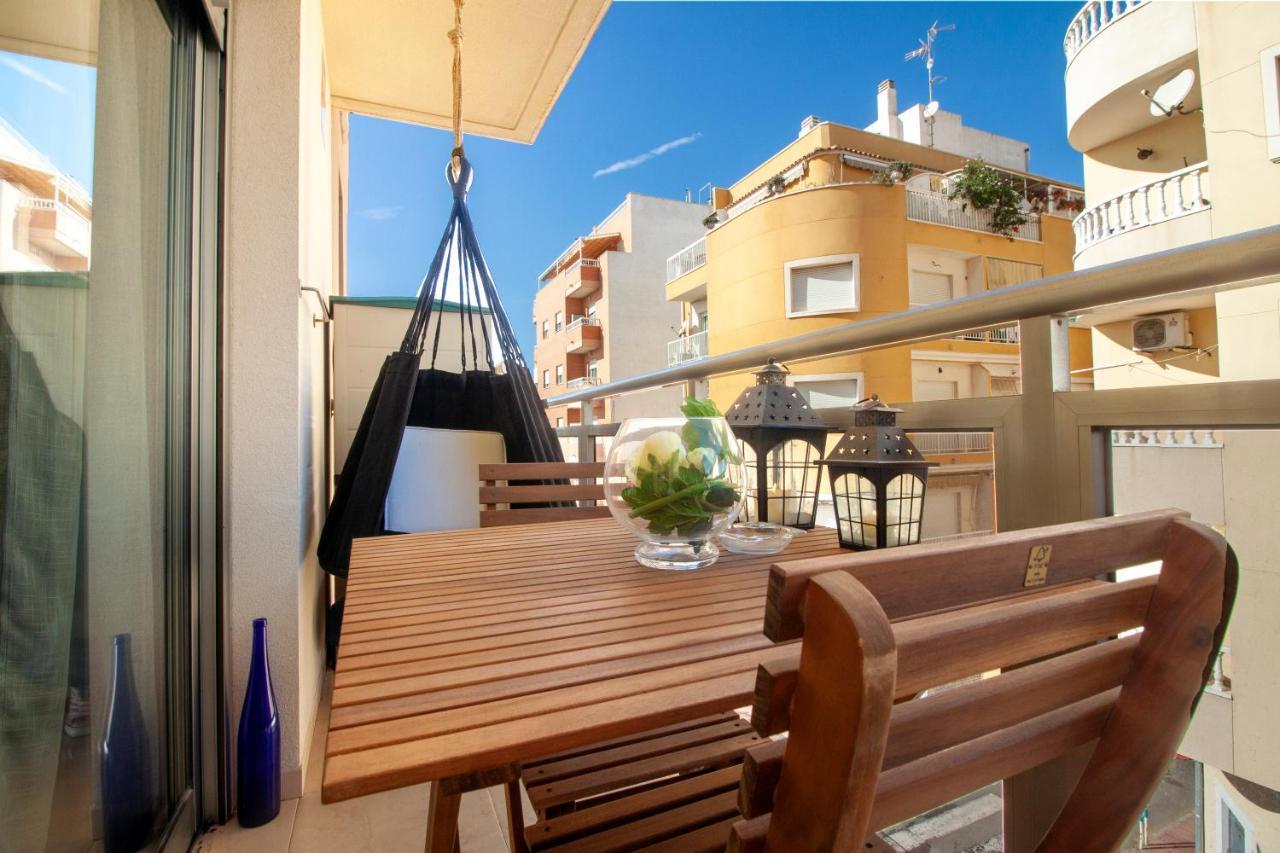 El Apartamento De Maria Jose Apartment Torrevieja Ngoại thất bức ảnh