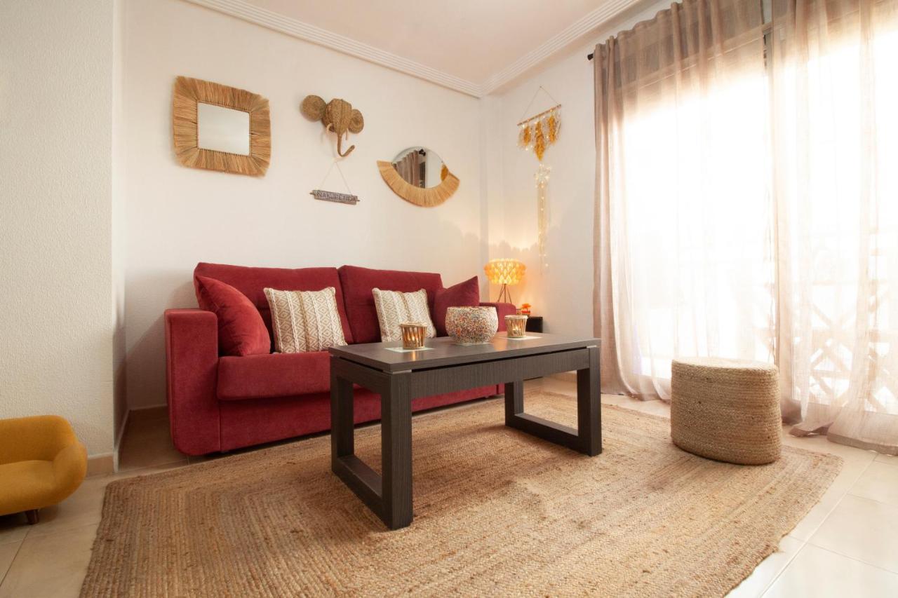 El Apartamento De Maria Jose Apartment Torrevieja Ngoại thất bức ảnh
