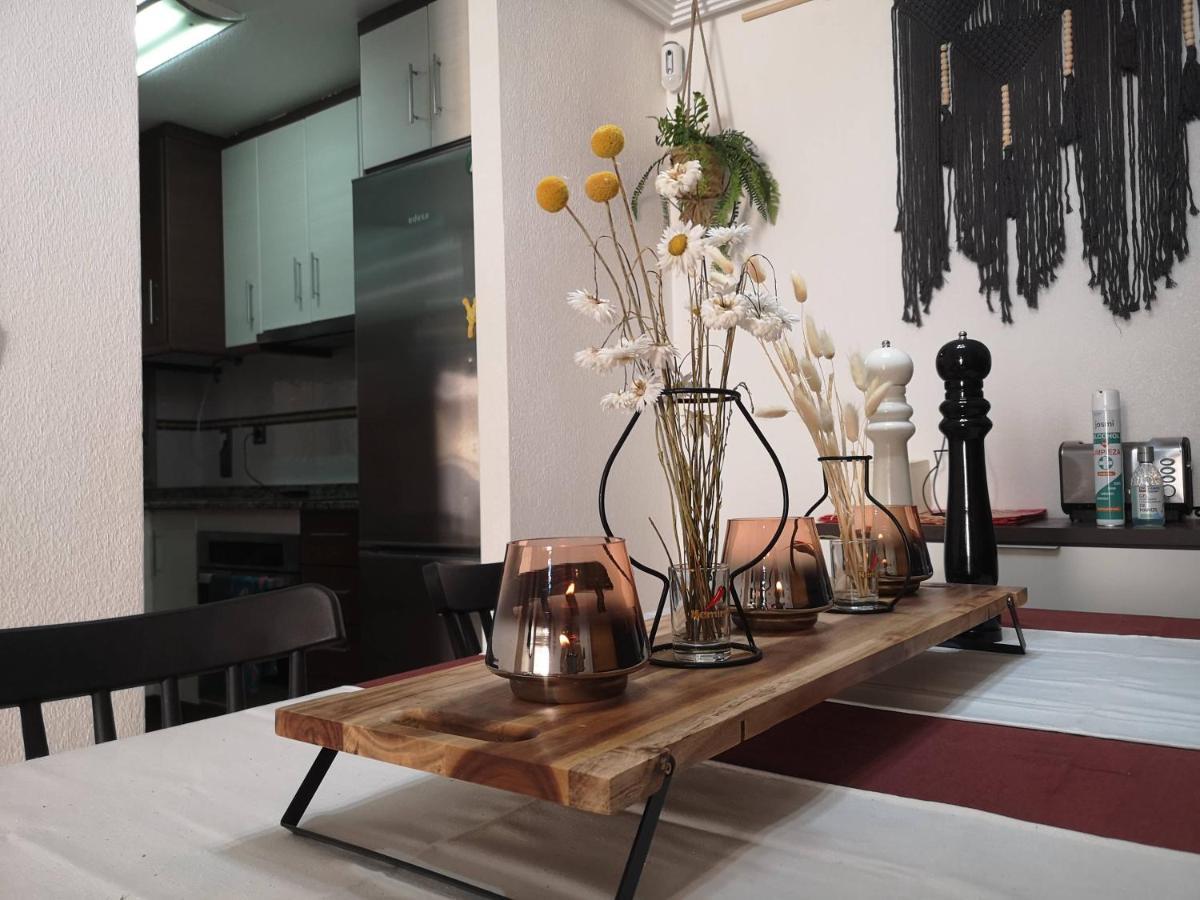 El Apartamento De Maria Jose Apartment Torrevieja Ngoại thất bức ảnh