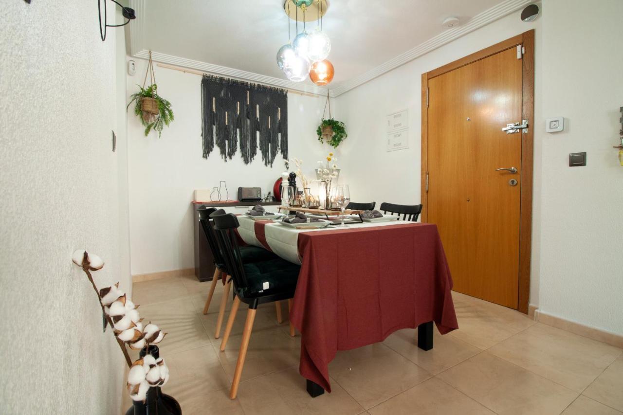 El Apartamento De Maria Jose Apartment Torrevieja Ngoại thất bức ảnh