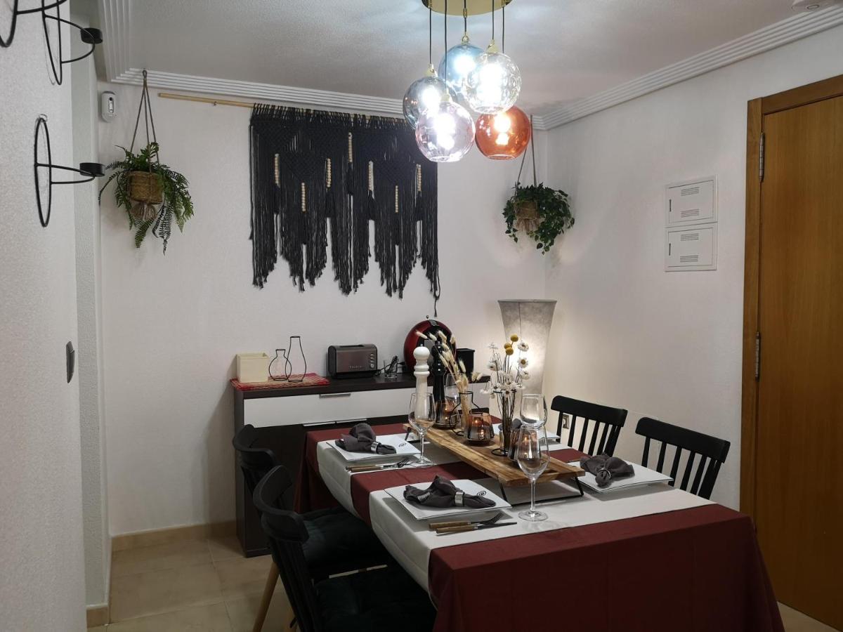 El Apartamento De Maria Jose Apartment Torrevieja Ngoại thất bức ảnh