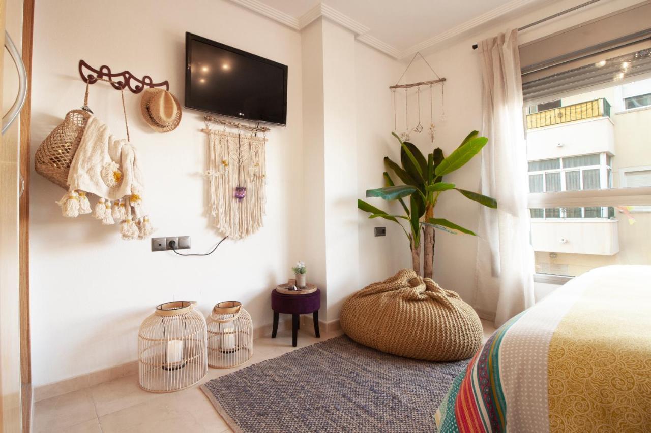El Apartamento De Maria Jose Apartment Torrevieja Ngoại thất bức ảnh